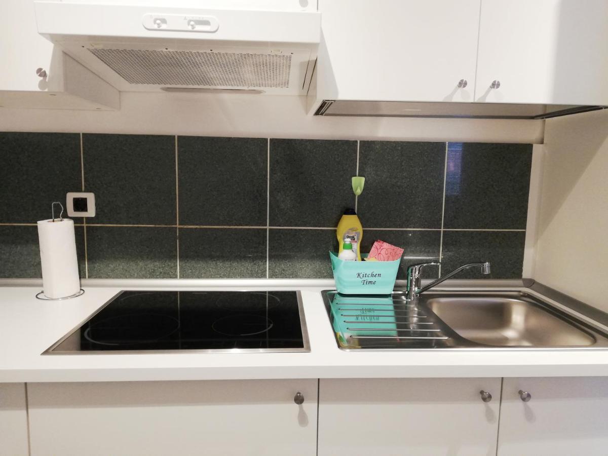 City Center Apartment Умаг Екстер'єр фото