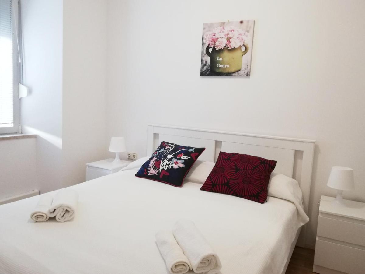 City Center Apartment Умаг Екстер'єр фото